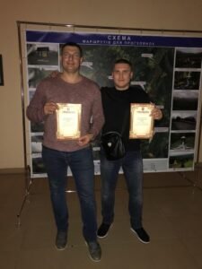Юрій Гур з колегою отримали грамоти за волонтерську діяльність